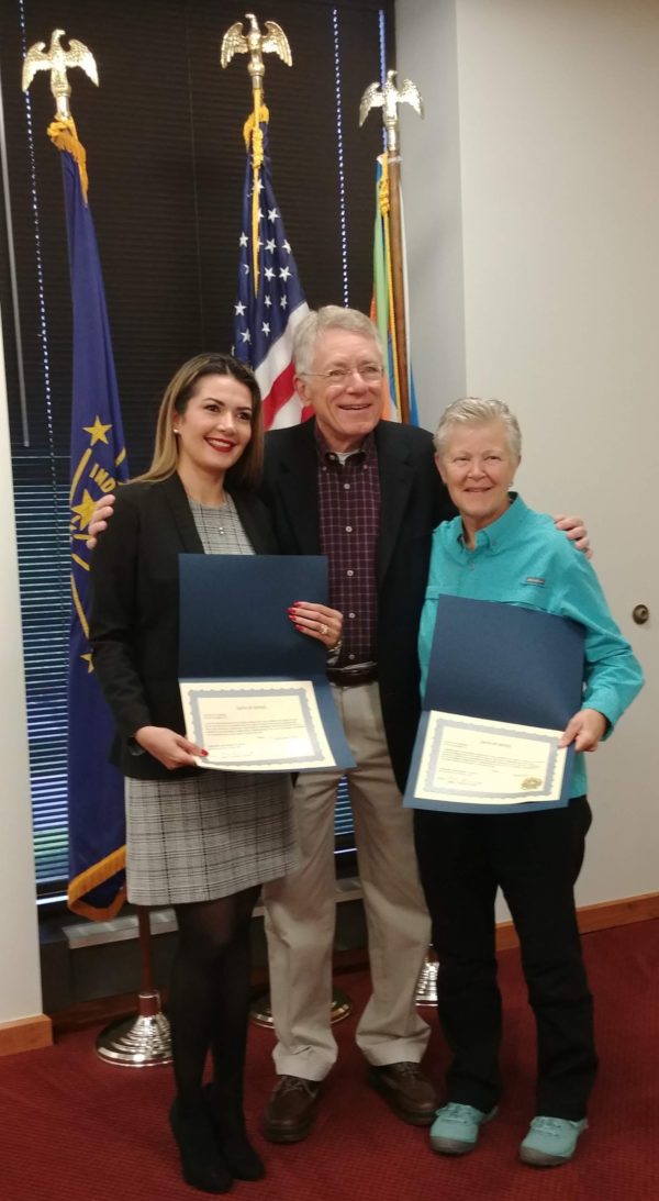 Commissioners Claudia Sanchez Davila &amp; Sondra Bolte with Mayor Lienhoop during their swearing-in ceremony in 2019.