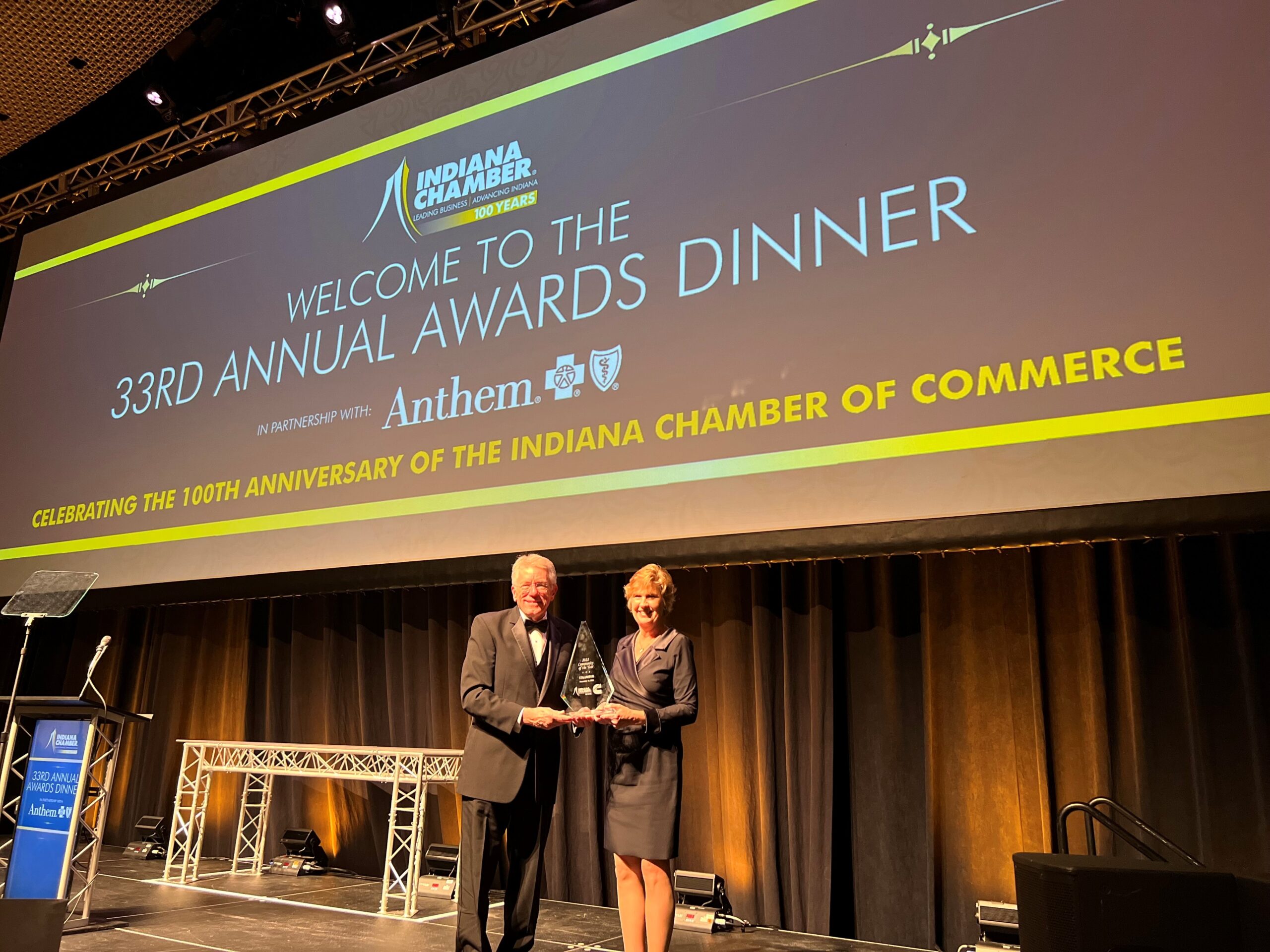 Mayor Lienhoop and Mary Ferdon accepting the Community of the Year Award, November 16, 2022
