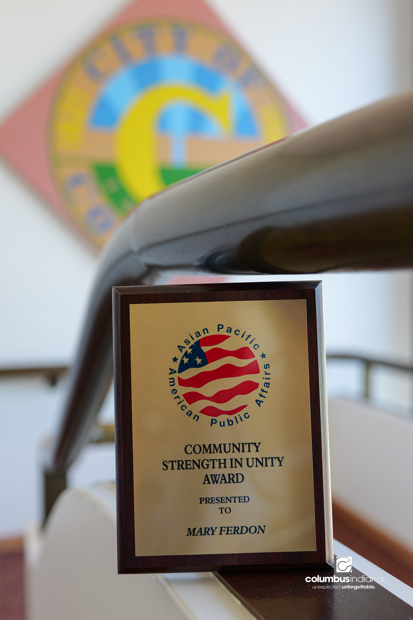 A view of the Asian Pacific American Public Affairs Community Strength in Unity Award presented to Columbus Mayor Mary Ferdon during the APAPA Gala in Indianapolis.